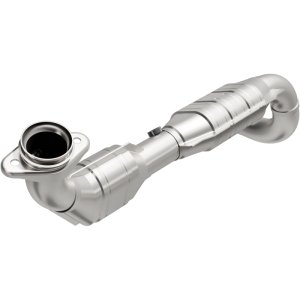 Ford Expedition Catalytic Converter - Driver Side - Magnaflow - HM Grade Direct-Fit - `03-`04