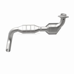 Ford Expedition Catalytic Converter - Driver Side - Magnaflow - HM Grade Direct-Fit - `03-`04