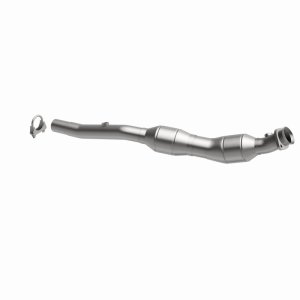 Land Rover Range Rover Catalytic Converter - Driver Side - Magnaflow - HM Grade Direct-Fit (Federal/EPA Compliant) - `03-`05