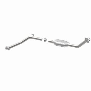 Toyota Sequoia Catalytic Converter - Magnaflow - Direct-Fit - `05-`07 Toyota Sequoia Catalytic Converter - Magnaflow - Direct-Fit - `05-`07
