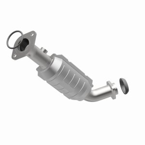 Cadillac CTS Catalytic Converter - Driver Side - Magnaflow - HM Grade Direct-Fit - `04-`09