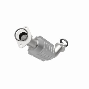 Cadillac CTS Catalytic Converter - Driver Side - Magnaflow - HM Grade Direct-Fit - `04-`09