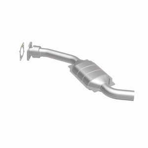 Ford Taurus Catalytic Converter - Magnaflow - HM Grade Direct-Fit - `00-`07