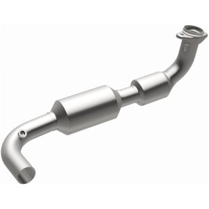 Ford F-150 Catalytic Converter - Magnaflow - OEM Grade Direct-Fit - `00-`03 Ford F-150 Catalytic Converter - Magnaflow - OEM Grade Direct-Fit - `00-`03