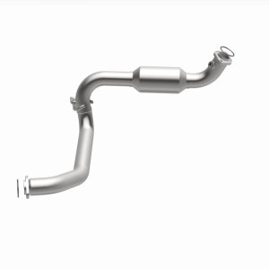 Toyota Tacoma Catalytic Converter - Magnaflow - Direct-Fit, OEM Grade, Federal/EPA Compliant - `16-`20