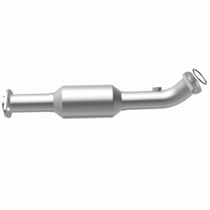 Toyota Tacoma Catalytic Converter - Magnaflow - OEM Grade Direct-Fit - `16-`20