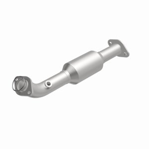 Toyota Tacoma Catalytic Converter - Magnaflow - OEM Grade Direct-Fit - `16-`20