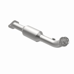 Toyota Tacoma Catalytic Converter - Magnaflow - OEM Grade Direct-Fit - `16-`20