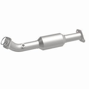 Toyota Tacoma Catalytic Converter - Magnaflow - OEM Grade Direct-Fit - `16-`20