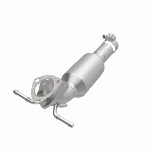 Chevrolet Cruze Catalytic Converter - Rear - Magnaflow - OEM Grade Direct-Fit - `16-`19