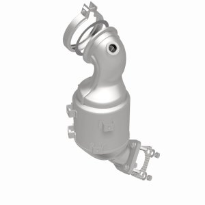 Chevrolet Trax Catalytic Converter - Front Underbody - Magnaflow - OEM Grade Direct-Fit - `15-`21