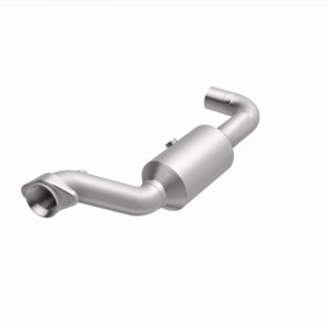 Ford Expedition Catalytic Converter - Left Underbody - Magnaflow - Direct Fit - `18-`21