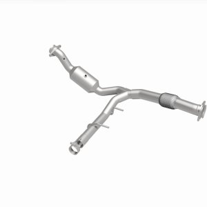 Ford Expedition Direct Fit Catalytic Converter - Right Underbody - Magnaflow - OEM Grade - `18-`21