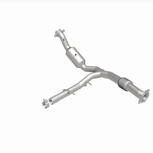 Ford Expedition Direct Fit Catalytic Converter - Right Underbody - Magnaflow - OEM Grade - `18-`21