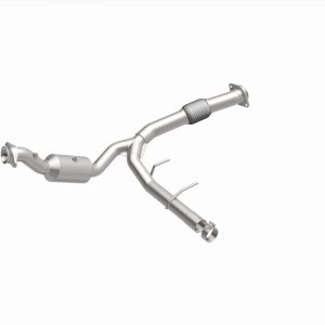 Ford Expedition Direct Fit Catalytic Converter - Right Underbody - Magnaflow - OEM Grade - `18-`21