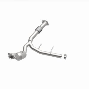 Ford Expedition Direct Fit Catalytic Converter - Right Underbody - Magnaflow - OEM Grade - `18-`21