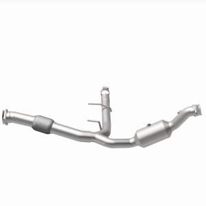 Lincoln Navigator Direct Fit Catalytic Converter - Right Underbody - Magnaflow - OEM Grade - `18-`19