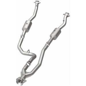 Ford Transit-150 Performance Exhaust - Single Underbody - Magnaflow - Direct-Fit Catalytic Converter - `20-`21