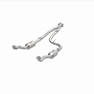 Ford Transit-150 Performance Exhaust - Single Underbody - Magnaflow - Direct-Fit Catalytic Converter - `20-`21