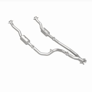 Ford Transit-250 Performance Exhaust - Single Underbody - Magnaflow - Direct-Fit Catalytic Converter - `20-`22