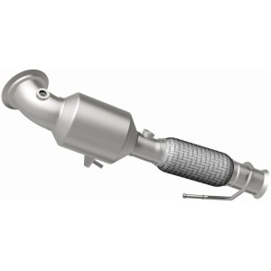 Ford Escape Catalytic Converter - Front Underbody - Magnaflow - OEM Grade EPA-Compliant Direct-Fit - 2021