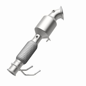 Ford Escape Catalytic Converter - Front Underbody - Magnaflow - OEM Grade EPA-Compliant Direct-Fit - 2021