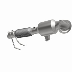Ford Escape Catalytic Converter - Front Underbody - Magnaflow - OEM Grade EPA-Compliant Direct-Fit - 2021