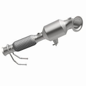Ford Escape Catalytic Converter - Front Underbody - Magnaflow - OEM Grade EPA-Compliant Direct-Fit - 2021