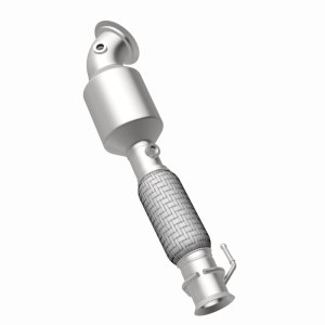 Ford Escape Catalytic Converter - Front Underbody - Magnaflow - OEM Grade EPA-Compliant Direct-Fit - 2021