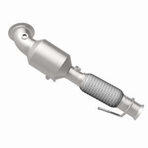 Ford Escape Catalytic Converter - Front Underbody - Magnaflow - OEM Grade EPA-Compliant Direct-Fit - 2021