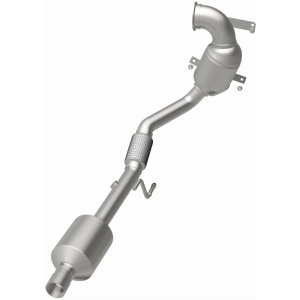 Volkswagen Jetta Catalytic Converter - Underbody - Magnaflow - OEM Grade Direct-Fit - `19-`20