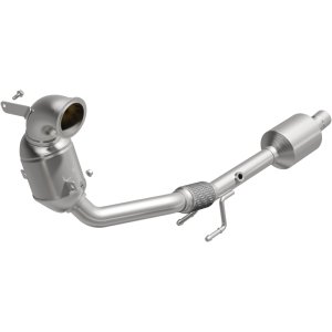 Volkswagen Jetta Catalytic Converter - Underbody - Magnaflow - OEM Grade Direct-Fit - `19-`20