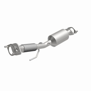 Nissan Altima Catalytic Converter - Underbody - Magnaflow - Direct Fit - `19-`21
