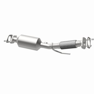 Nissan Altima Catalytic Converter - Underbody - Magnaflow - Direct Fit - `19-`21