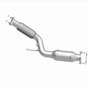 Nissan Rogue Sport Catalytic Converter - Rear - Magnaflow - Direct Fit - `17-`20