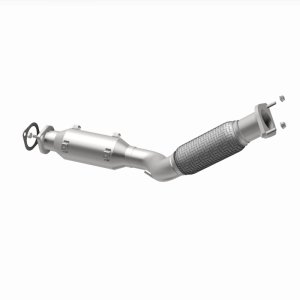 Nissan Rogue Sport Catalytic Converter - Rear - Magnaflow - Direct Fit - `17-`20