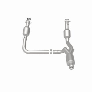 GMC Sierra 1500 Catalytic Converter - Magnaflow - OEM Grade, Direct-Fit - `14-`15 GMC Sierra 1500 Catalytic Converter - Magnaflow - OEM Grade, Direct-Fit - `14-`15