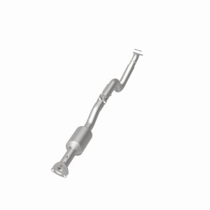 Chevrolet Express 4500 Catalytic Converter - Right Underbody - Magnaflow - OEM Grade Direct-Fit - 2009