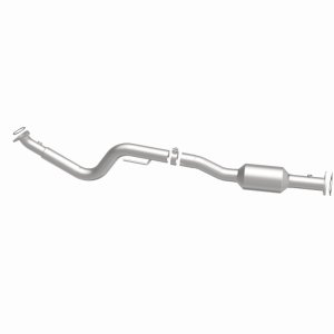Chevrolet Express 4500 Catalytic Converter - Right Underbody - Magnaflow - OEM Grade Direct-Fit - 2009
