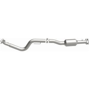 Chevrolet Express 4500 Catalytic Converter - Right Underbody - Magnaflow - OEM Grade Direct-Fit - 2009