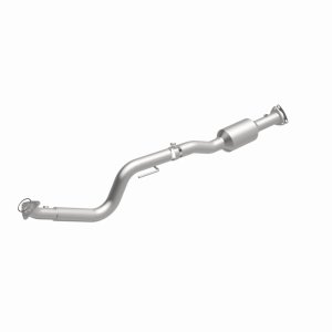 Chevrolet Express 4500 Catalytic Converter - Right Underbody - Magnaflow - OEM Grade Direct-Fit - 2009