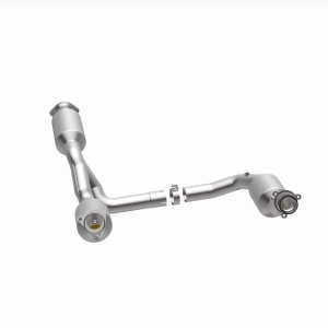 Chevrolet Express 2500 Performance Exhaust - Underbody - Magnaflow - OEM Grade Direct-Fit - `21-`23