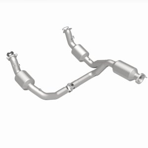 Chevrolet Express 2500 Performance Exhaust - Underbody - Magnaflow - OEM Grade Direct-Fit - `21-`23