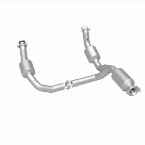 Chevrolet Express 2500 Performance Exhaust - Underbody - Magnaflow - OEM Grade Direct-Fit - `21-`23