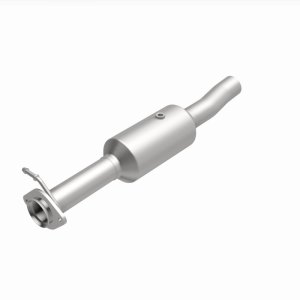 Ford F-350 Super Duty Catalytic Converter - Rear Underbody - Magnaflow - Direct Fit - `09-`10