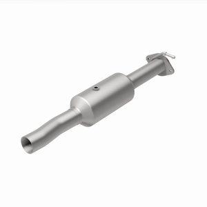 Ford F-350 Super Duty Catalytic Converter - Rear Underbody - Magnaflow - Direct Fit - `09-`10