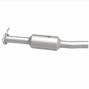 Ford F-450 Super Duty Catalytic Converter - Rear Underbody - Magnaflow - Direct Fit - `10-`17