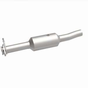 Ford F-550 Super Duty Catalytic Converter - Rear Underbody - Magnaflow - Direct Fit - `09-`10