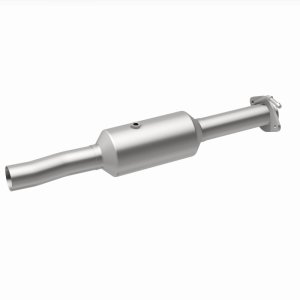 Ford F-550 Super Duty Catalytic Converter - Rear Underbody - Magnaflow - Direct Fit - `09-`10