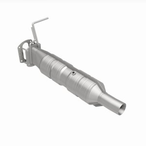 Ford F-53 Motorhome Chassis Catalytic Converter - Underbody - Magnaflow - OEM Grade Direct-Fit - `09-`19